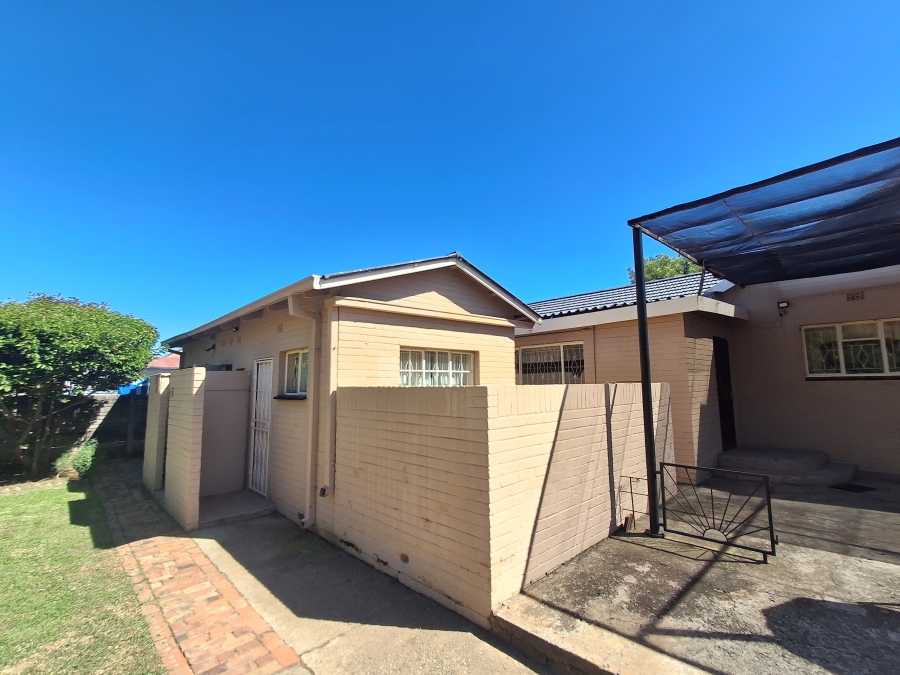 5 Bedroom Property for Sale in Bedelia Free State